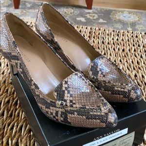 Ann Taylor Loafer Heels